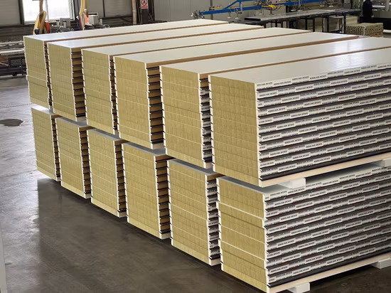Alta calidad 30/40/50/75/100/120/150 mm de pared y techo EPS/lana de roca/PU/Panel sándwich con aislamiento PIR para cámara frigorífica/casa portátil/casa avícola